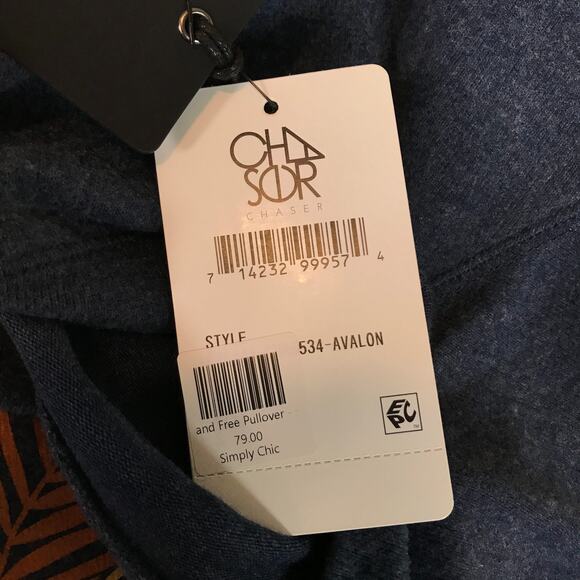 Chaser Wild & Free Avalon Simply Chic Cropped Pullover - Picture 9 of 11